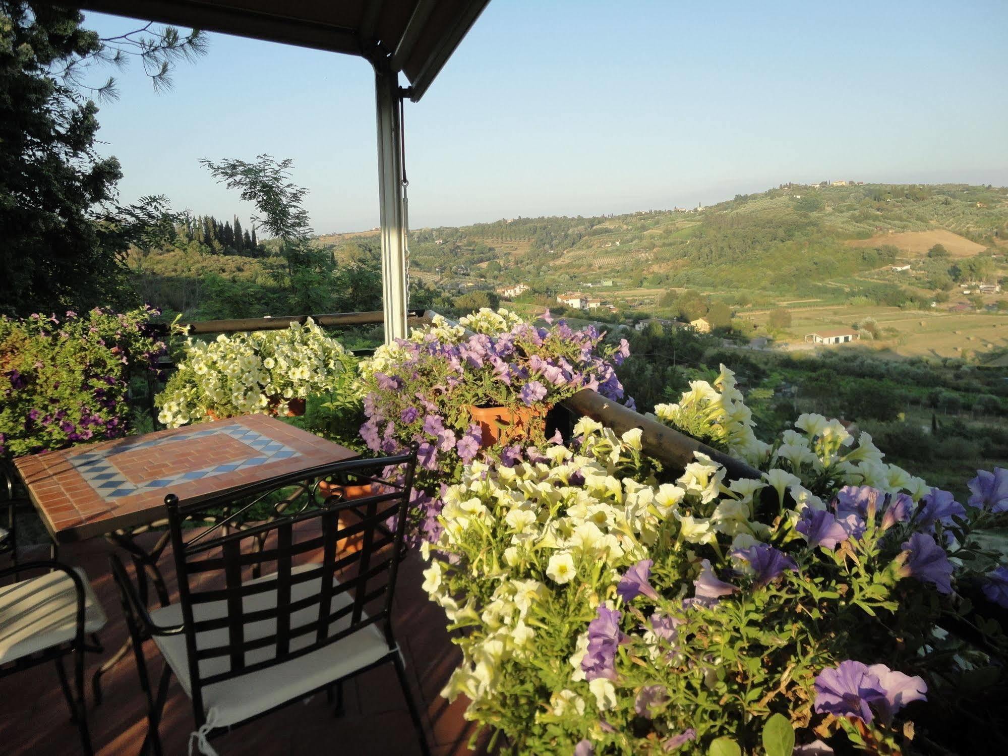 Albergo La Pieve Castelfiorentino Exterior foto